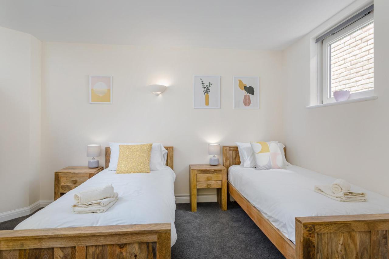 2 Bedroom City Centre Townhouse - With Parking CBG Exterior foto